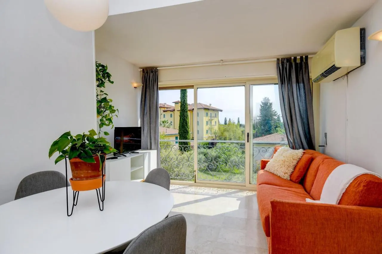Apartment Appartamento Dialma'S Toscolano Maderno