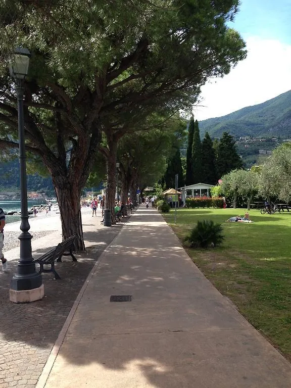 Apartment Appartamento Dialma'S Toscolano Maderno Italy